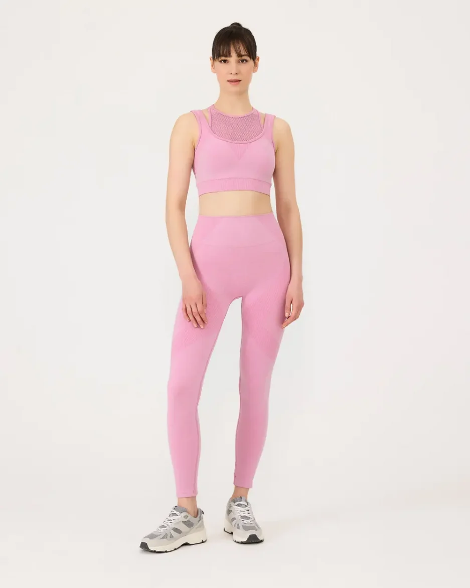 1731979625-c1zm6cwn0k-1.webp