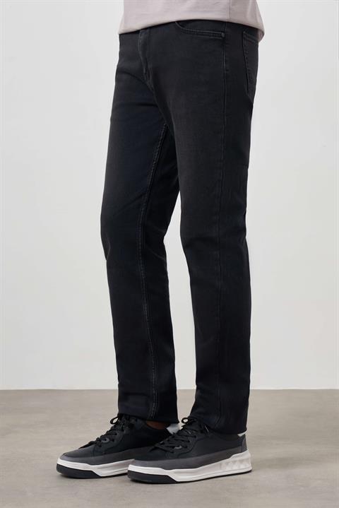 1731984460-zjw8kb3t5n-morven-erkek-siyah-denim-5-cep-dynamic-3c0b31.jpg